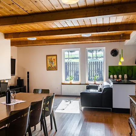 Malo Arva Apartamento *